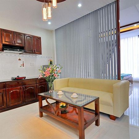 Duy Phuoc Hotel Nha Trang Esterno foto